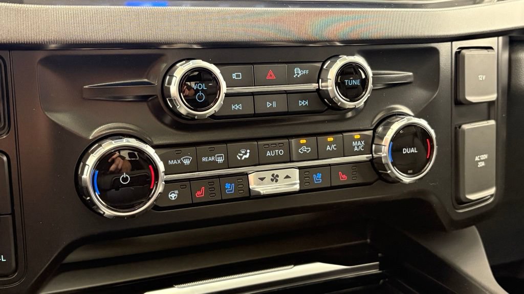 New 2026 Ford F350 Platinum AWD/4WD image 43