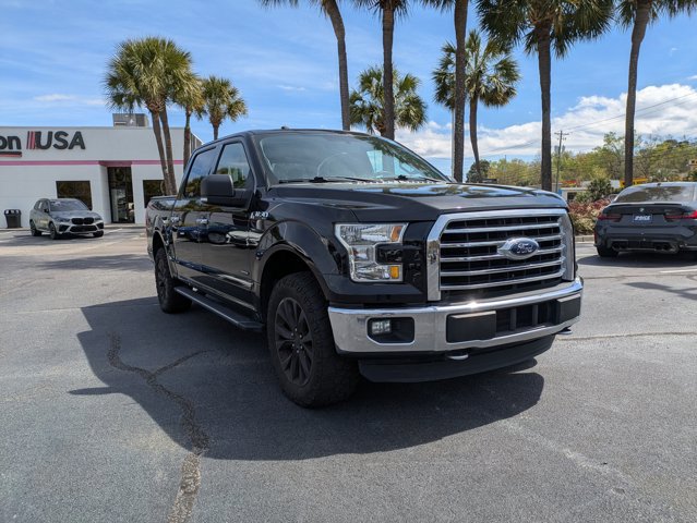 Used 2016 Ford F150 XLT w/ Equipment Group 302A Luxury image 3