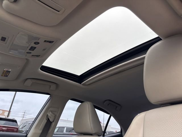 Used 2016 Lexus IS 300 AWD w/ Premium Package image 25