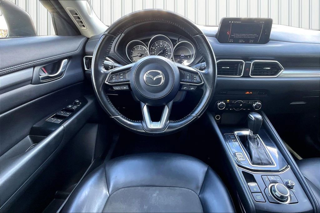 Used 2018 MAZDA CX-5 Touring image 2