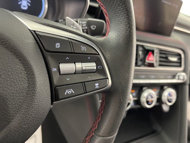 Used 2023 Genesis G70 3.3T w/ Sport Advanced Package image 21