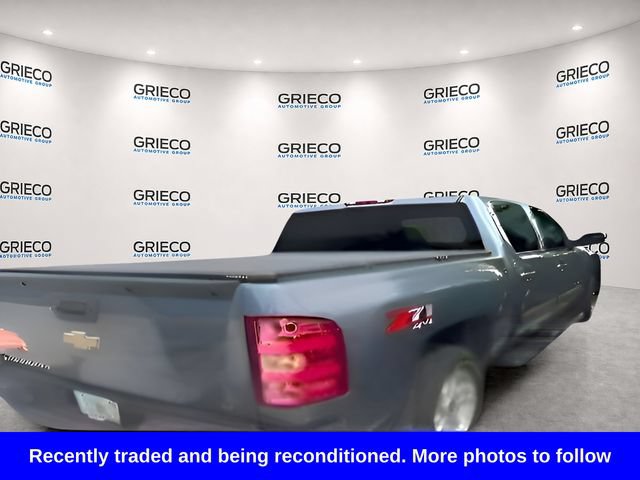 Used 2011 Chevrolet Silverado 1500 LT w/ All-Star Edition AWD/4WD image 4