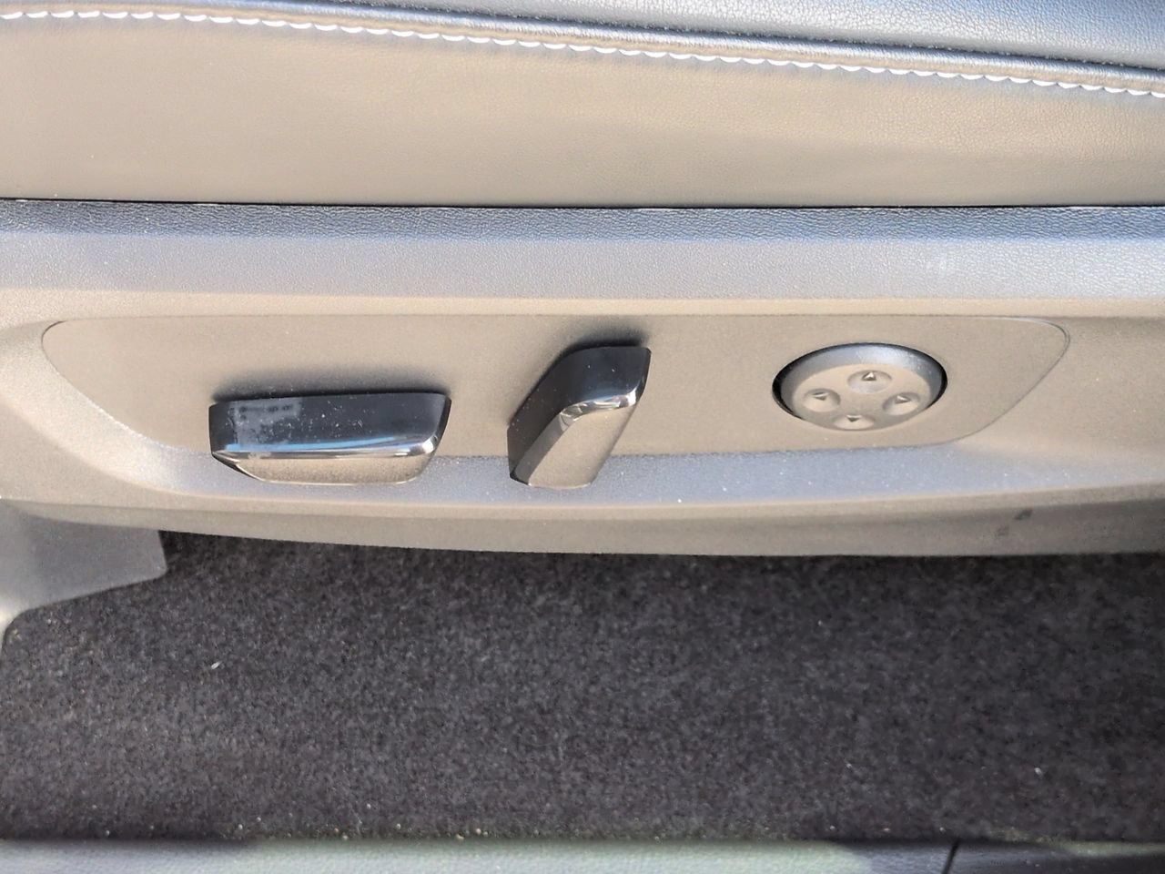 Used 2026 INFINITI QX60 Luxe w/ Cargo Package FWD image 20