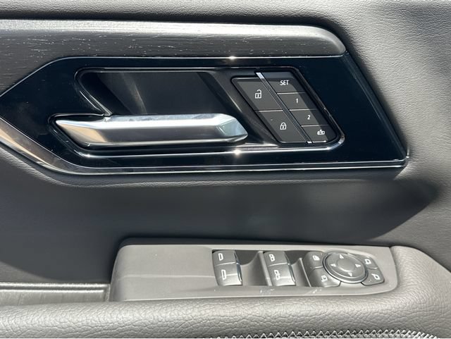 New 2026 GMC Yukon XL Denali w/ Advanced Technology Package AWD/4WD image 36