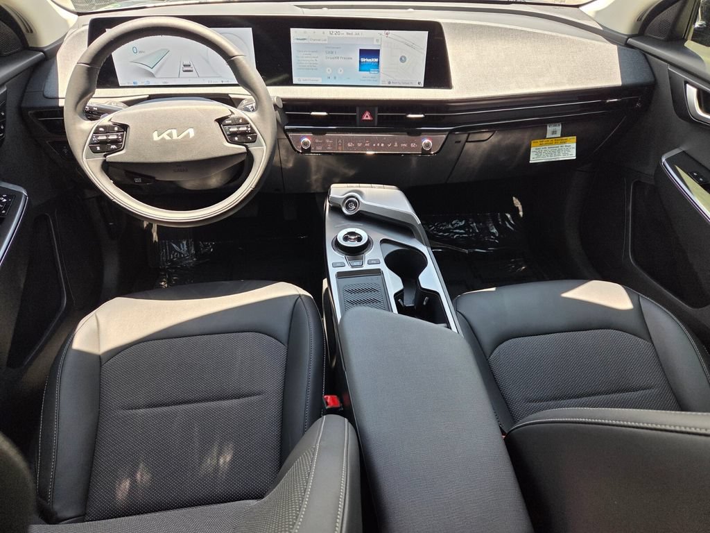 Used 2024 Kia EV6 Light RWD image 7