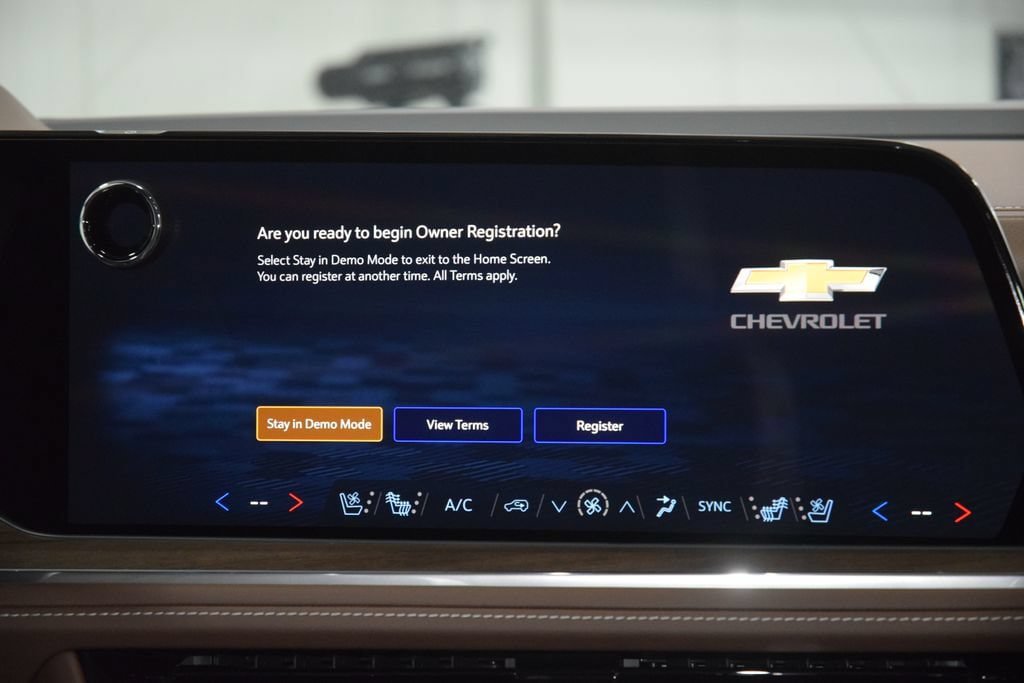 New 2026 Chevrolet Suburban High Country AWD/4WD image 33