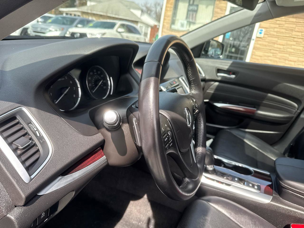 Used 2015 Acura TLX w/ Technology Package FWD image 30
