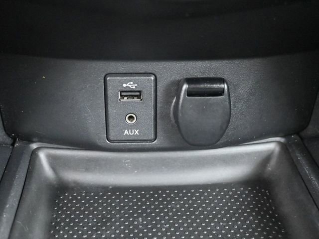 Used 2015 Nissan Rogue SV image 24