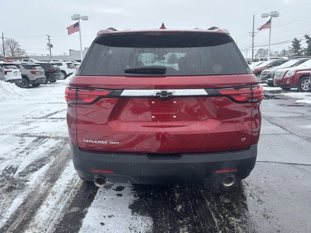 Used 2023 Chevrolet Traverse LT w/ LT Premium Package image 6