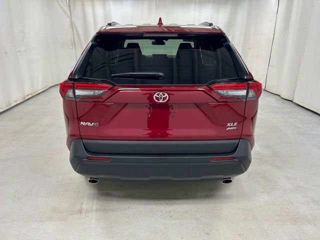 Used 2025 Toyota RAV4 XLE w/ Convenience Package image 6