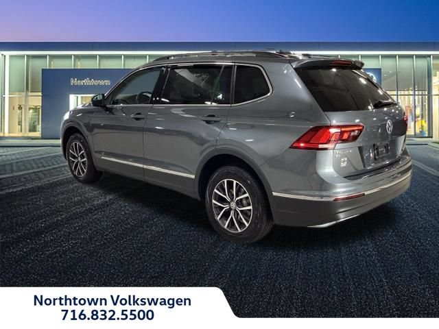 Used 2020 Volkswagen Tiguan SE w/ Panoramic Sunroof Package AWD/4WD image 3