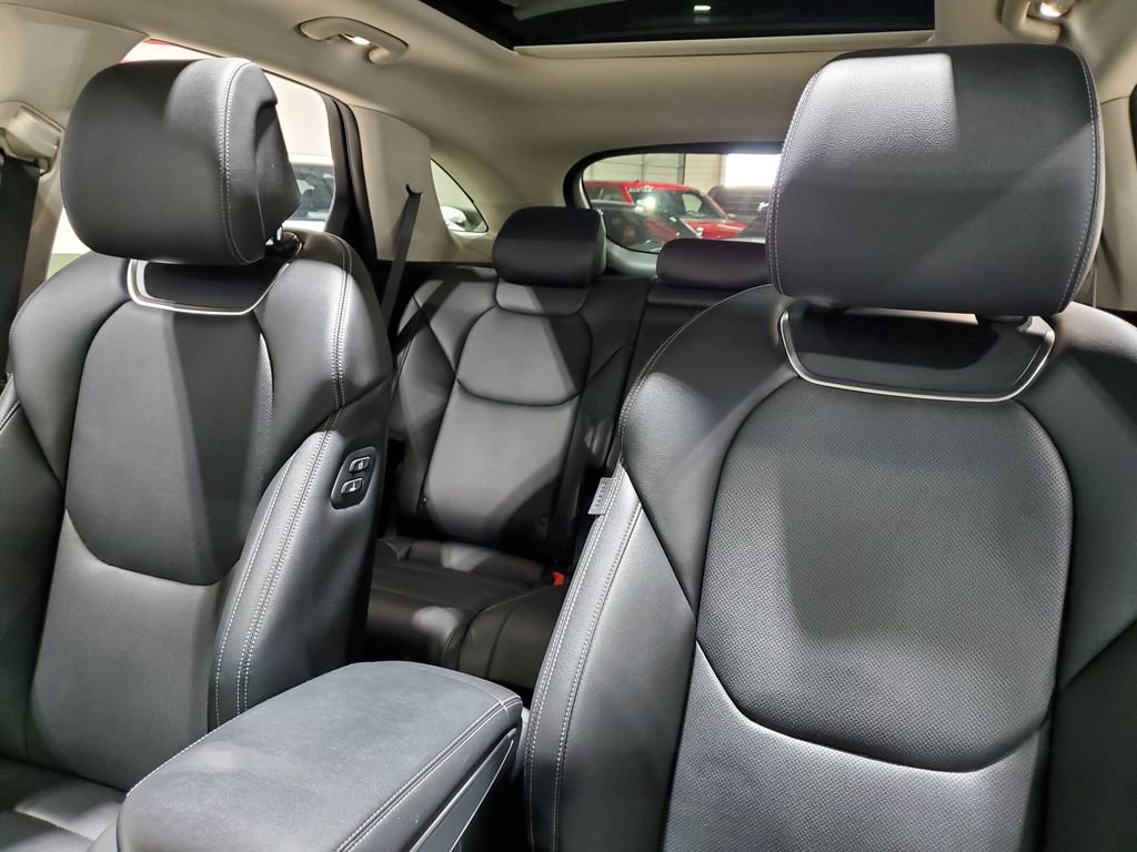 Used 2022 Genesis GV70 2.5T w/ Select Package image 40