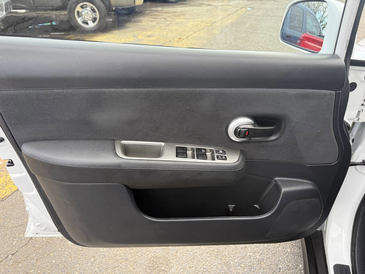 Used 2012 Nissan Versa 1.8 S w/ Plus Pkg image 17