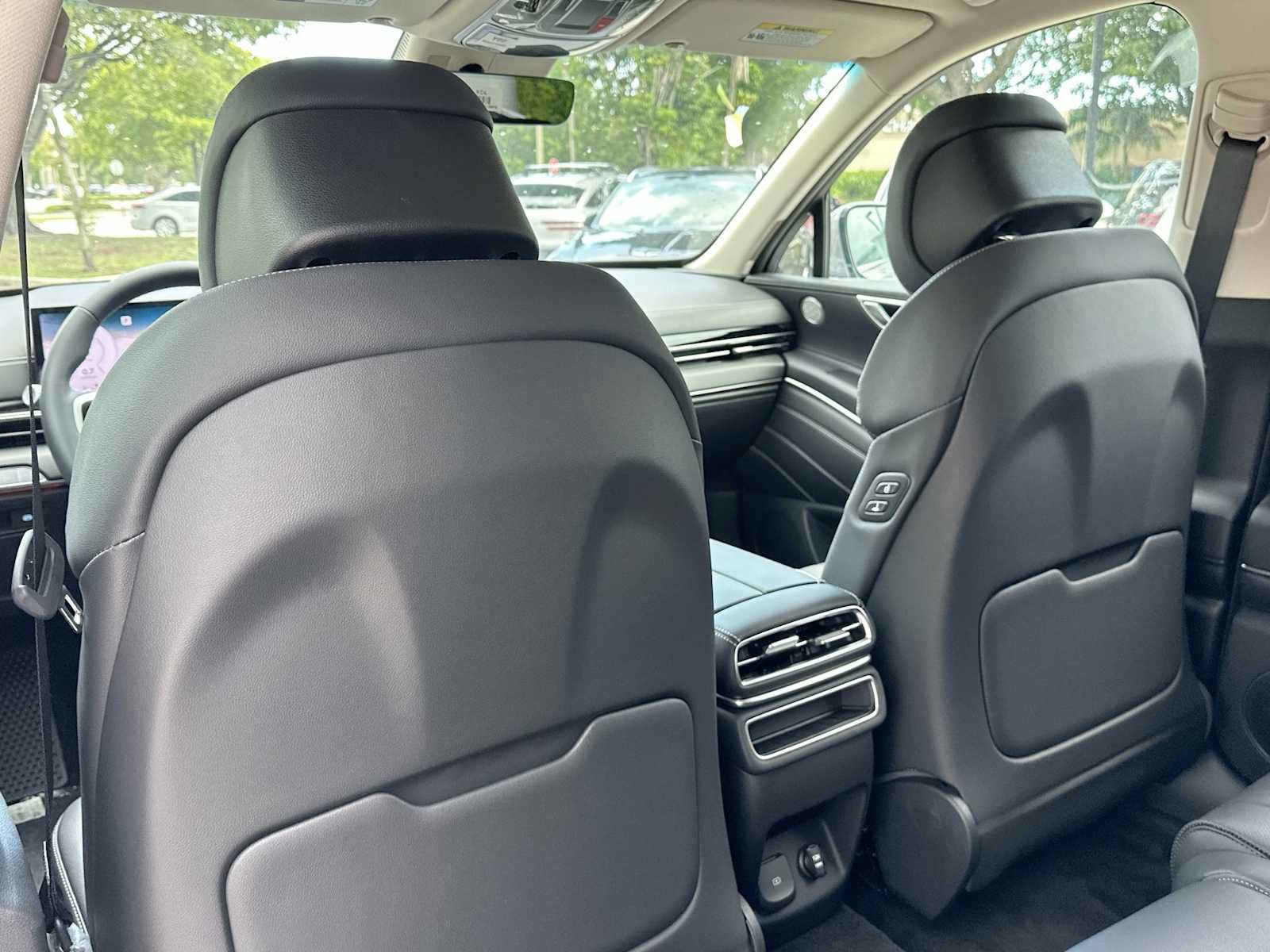 New 2026 Genesis GV80 2.5T RWD image 23