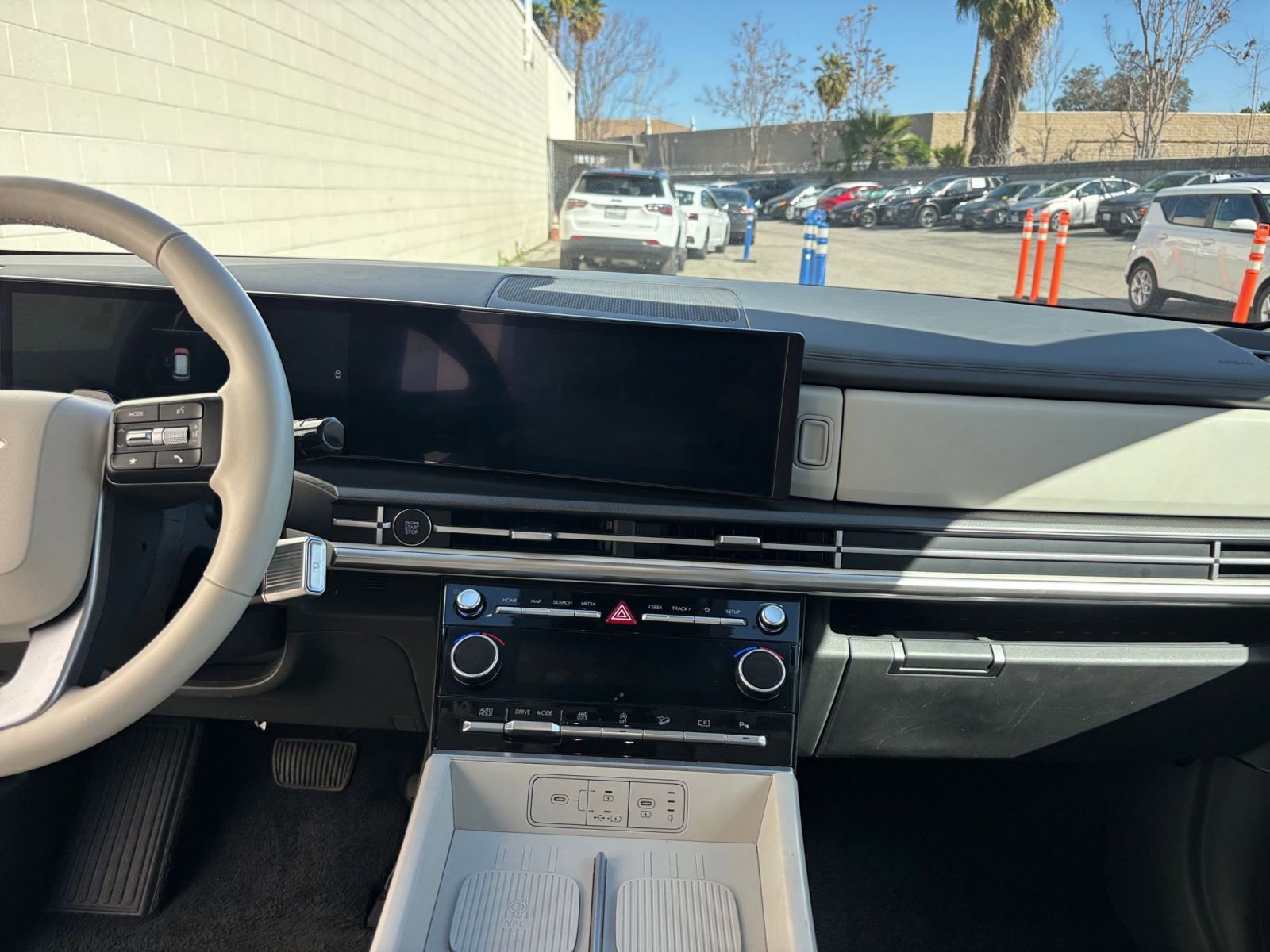 Used 2025 Hyundai Santa Fe SEL image 17