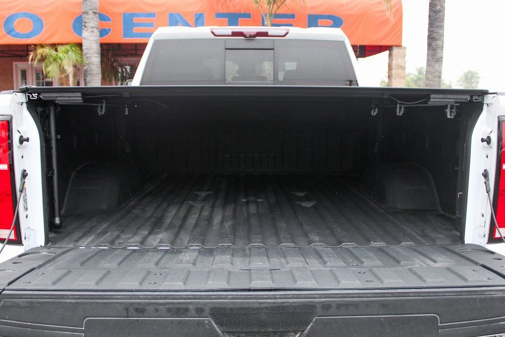 Used 2024 Chevrolet Silverado 3500 High Country w/ High Country Premium Package AWD/4WD image 10