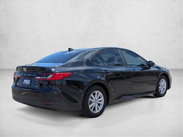 Used 2025 Toyota Camry LE w/ Convenience Package FWD image 5
