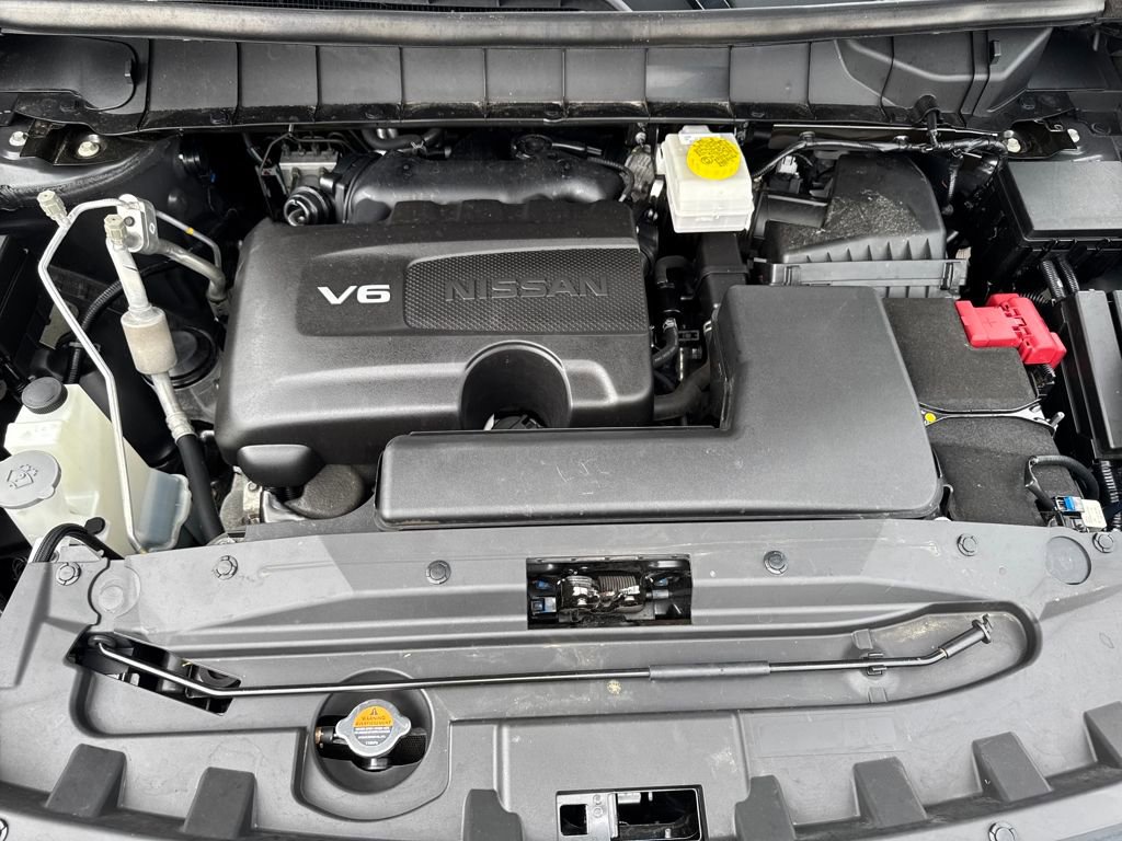 Used 2023 Nissan Pathfinder Platinum image 25