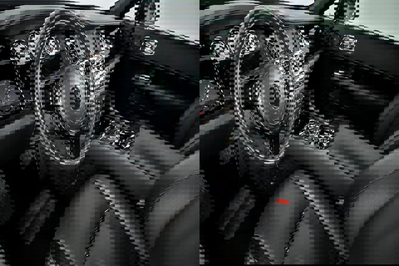 Used 2014 Rolls-Royce Wraith image 20