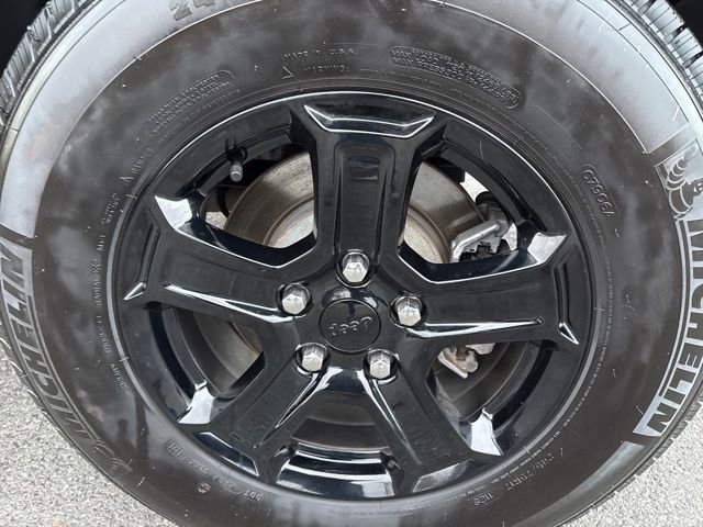 Used 2021 Jeep Wrangler Unlimited Sport image 14