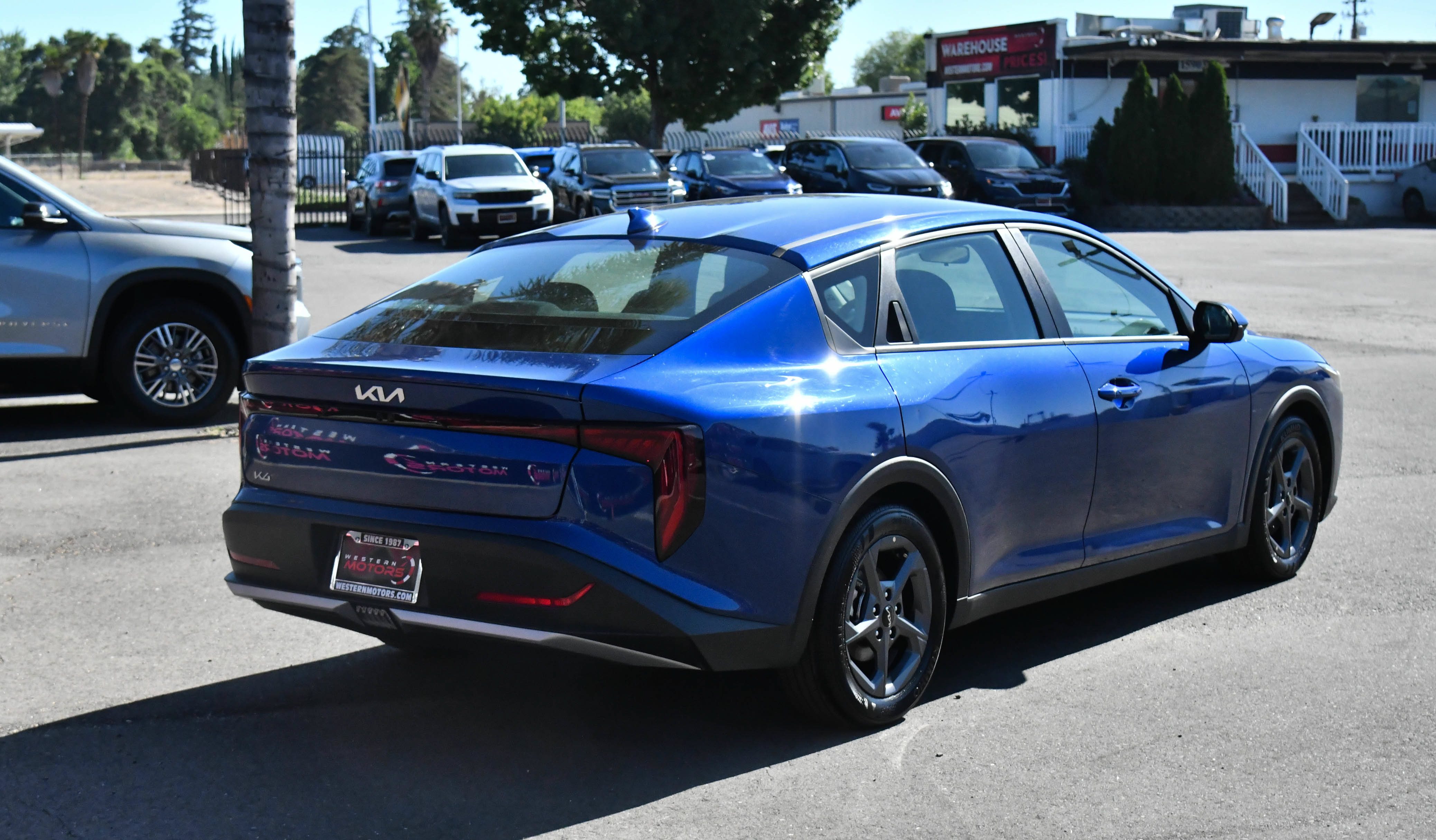 Used 2025 Kia K4 FWD image 8