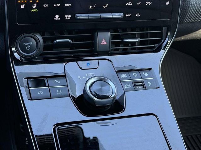 Used 2023 Subaru Solterra AWD image 17