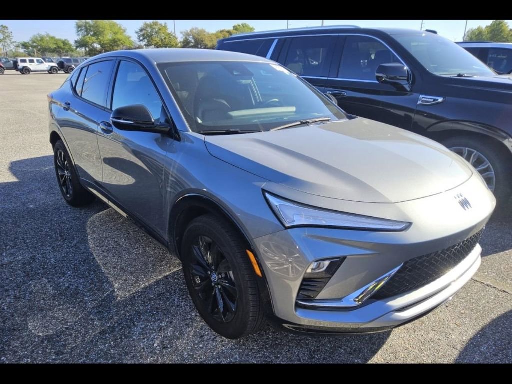 Used 2024 Buick Envista Sport Touring w/ Convenience I Package image 2