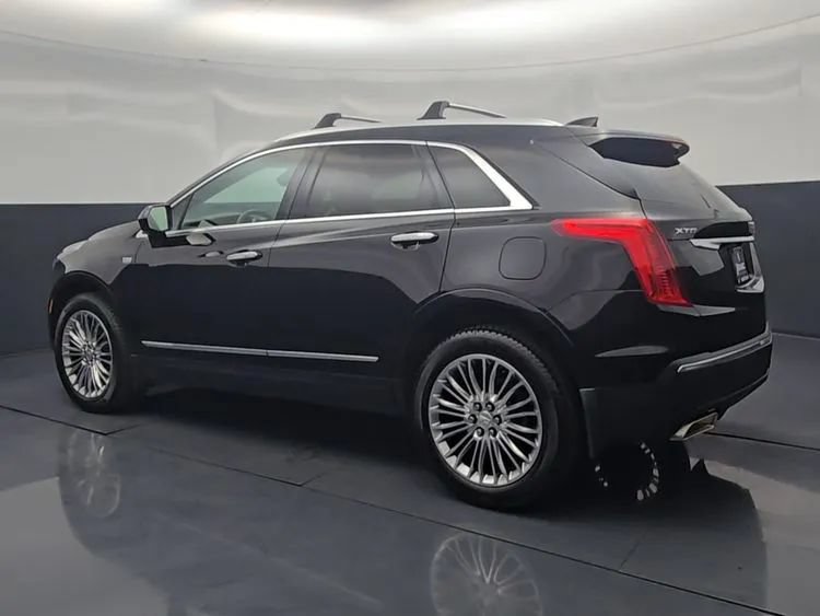 Used 2017 Cadillac XT5 Premium Luxury FWD image 6