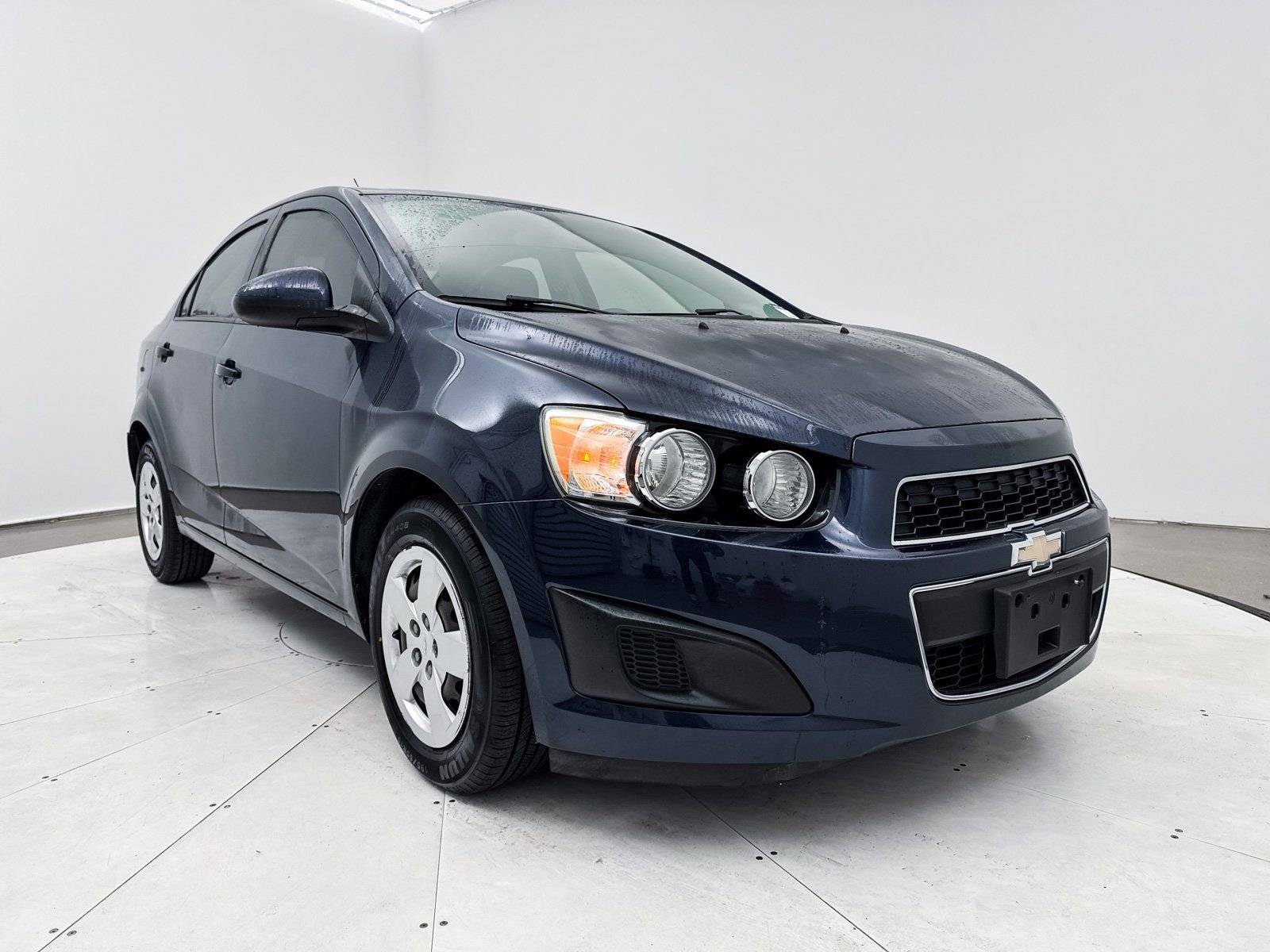 Used 2015 Chevrolet Sonic LS image 10