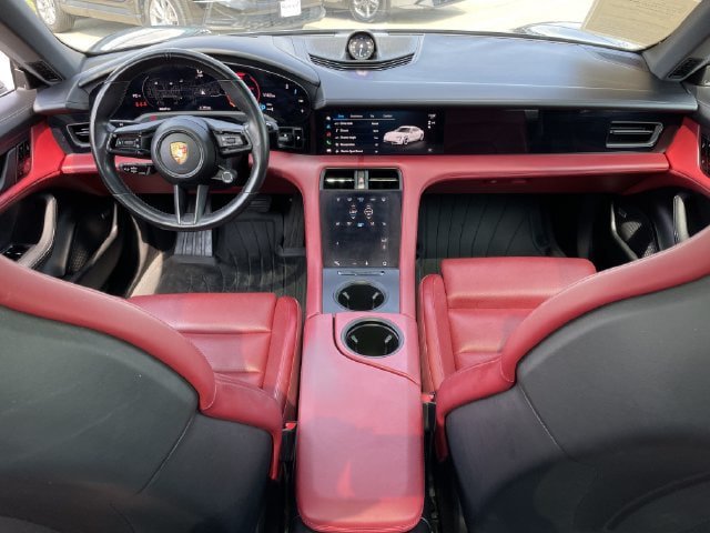 Used 2021 Porsche Taycan 4S AWD/4WD image 9