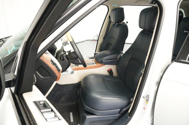 Used 2019 Land Rover Range Rover HSE AWD/4WD image 20