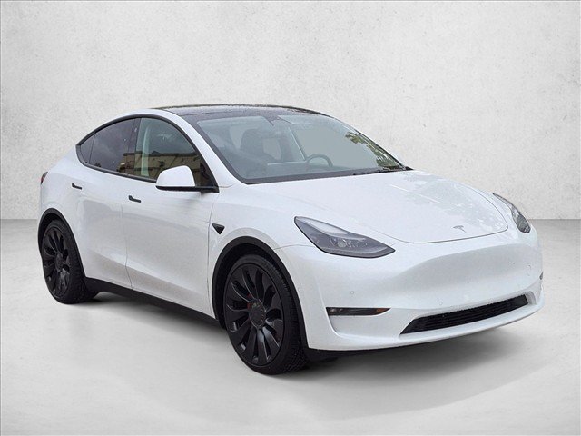 Used 2022 Tesla Model Y Performance AWD/4WD image 3
