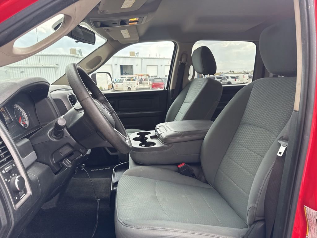 Used 2015 RAM 2500 Tradesman w/ Chrome Appearance Group AWD/4WD image 10