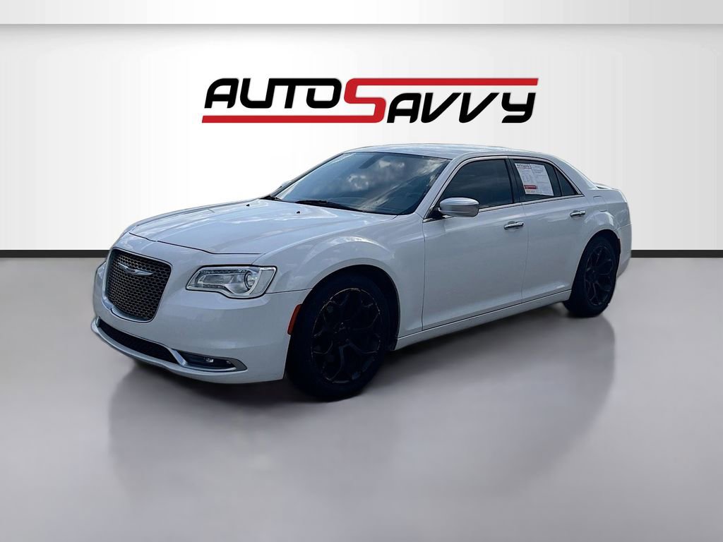 Used 2019 Chrysler 300 C RWD image 3