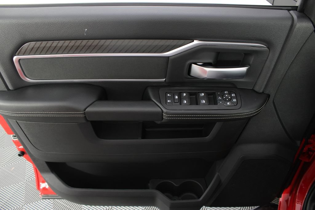 New 2026 RAM 2500 Big Horn AWD/4WD image 13