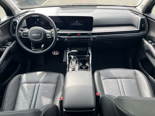 Used 2024 Kia Sorento SX image 10