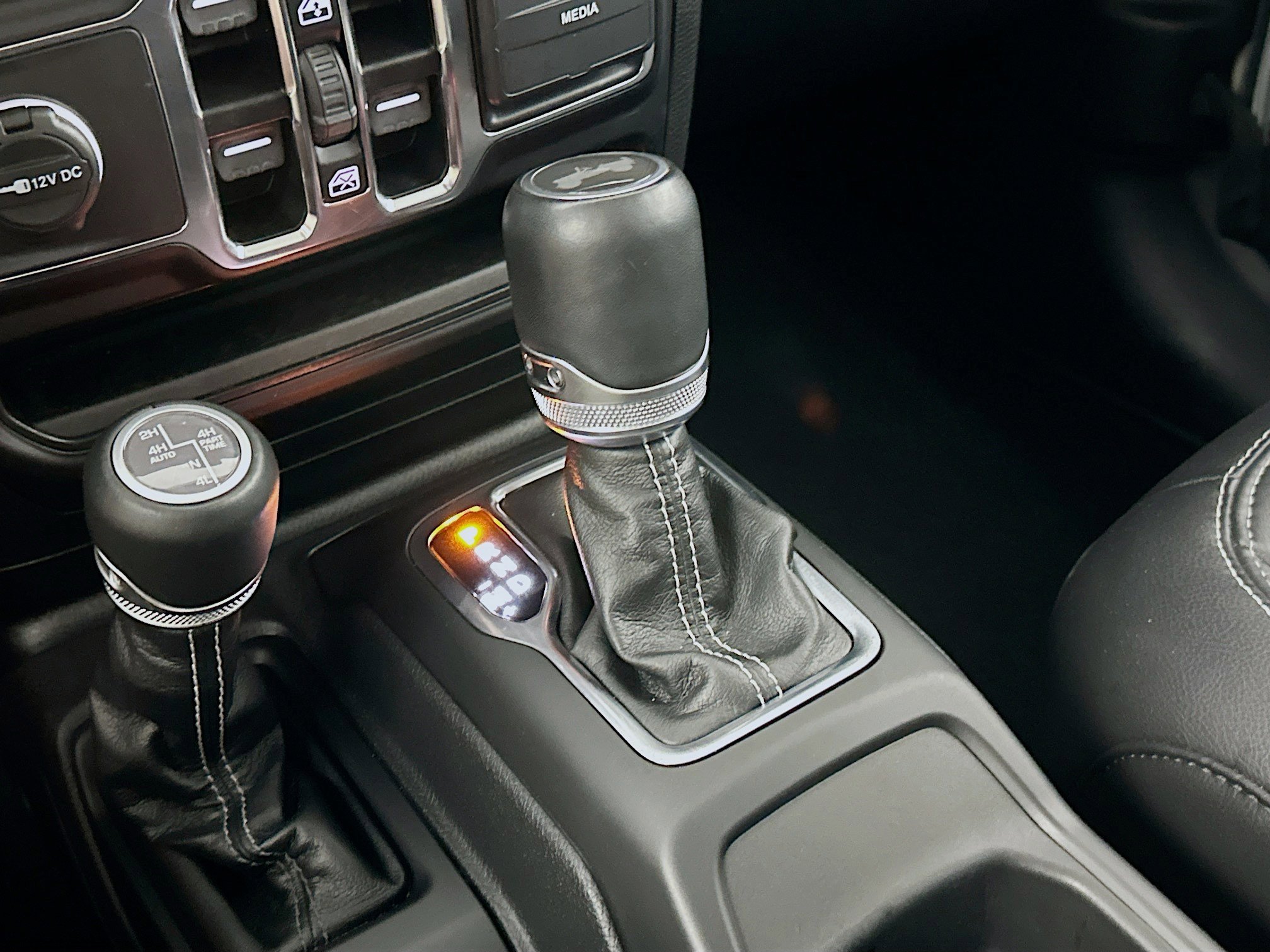 Used 2023 Jeep Wrangler Sahara w/ Cold Weather Group image 24