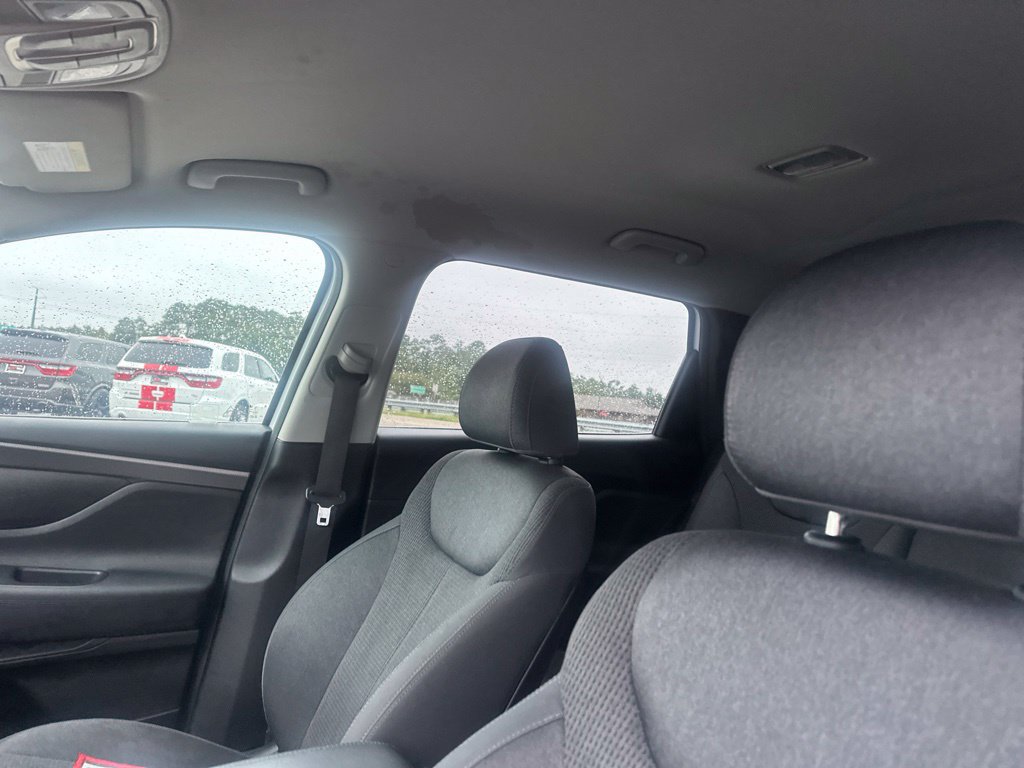 Used 2019 Hyundai Santa Fe SE FWD image 14