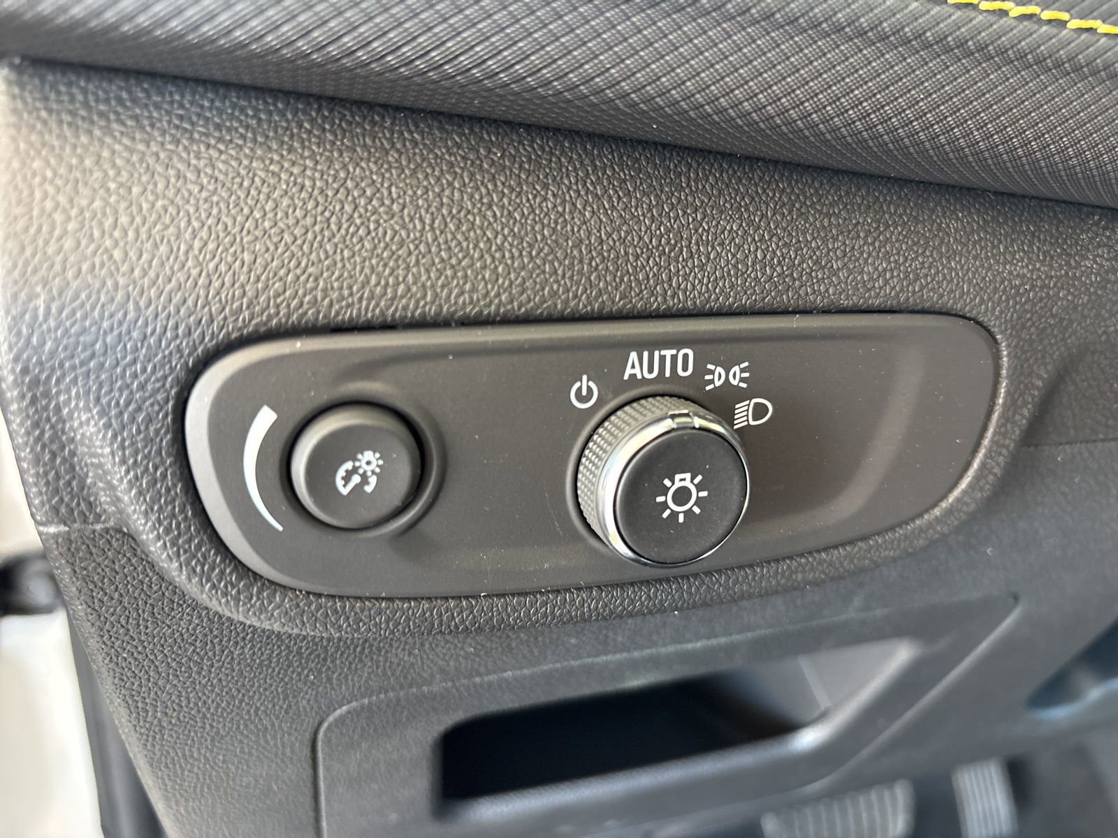 New 2026 Chevrolet TrailBlazer ACTIV w/ Convenience Package image 13