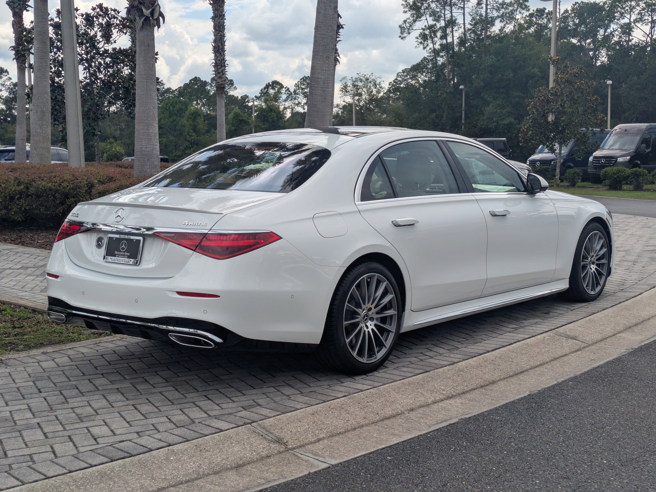 New 2025 Mercedes-Benz S 580 4MATIC Sedan image 6