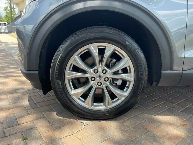 Used 2024 Ford Explorer Limited image 10