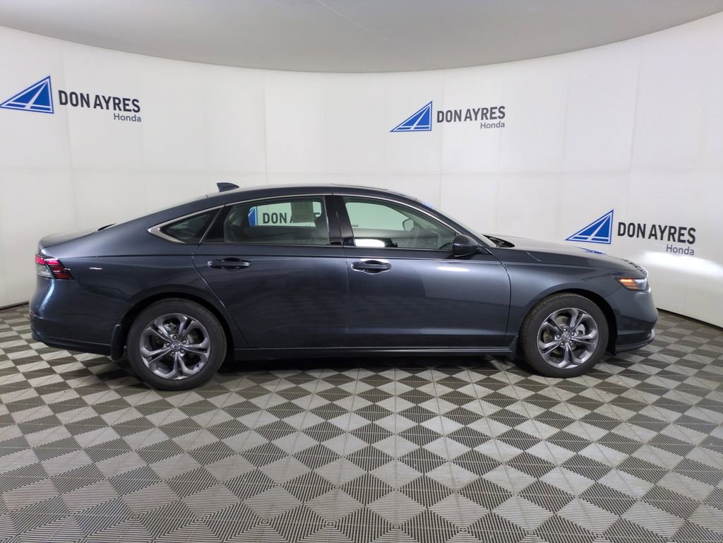 Used 2024 Honda Accord EX image 6