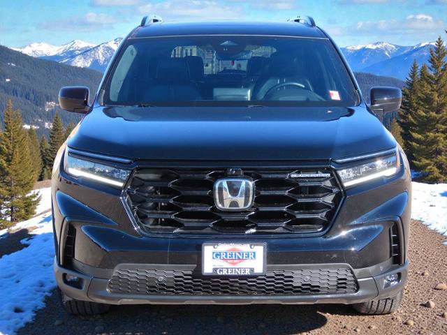 Used 2025 Honda Pilot Black Edition image 9