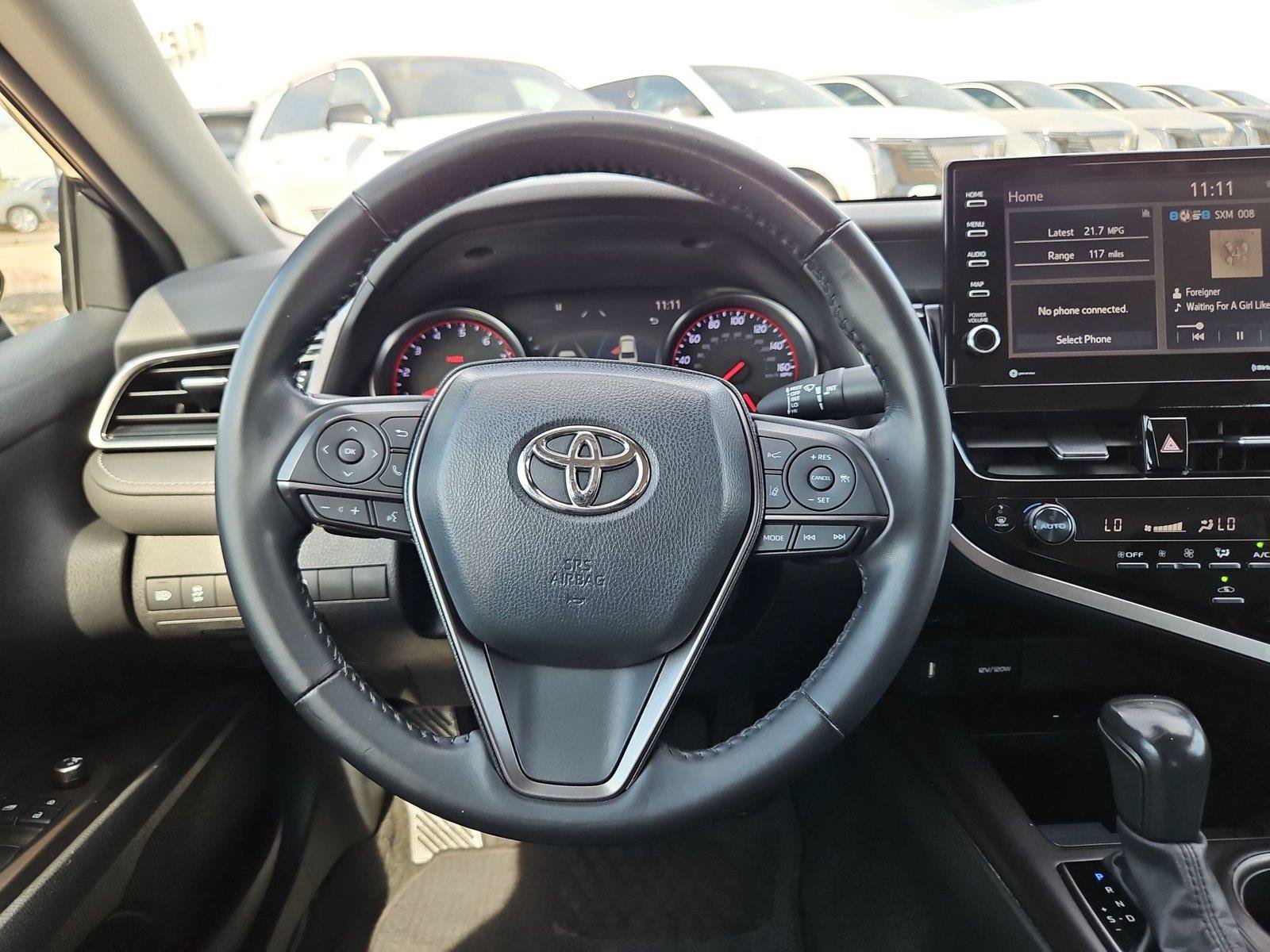 Used 2022 Toyota Camry XSE FWD image 14