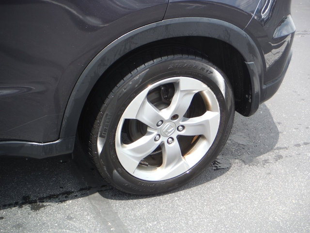 Used 2017 Honda HR-V EX image 4
