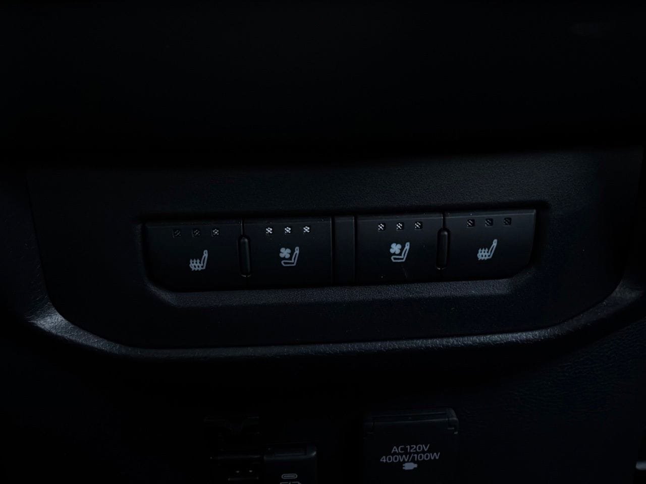 Used 2023 Toyota Tundra Platinum RWD image 16