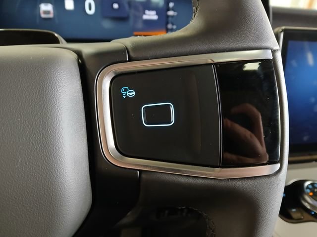 New 2025 Ford Expedition Active AWD/4WD image 15