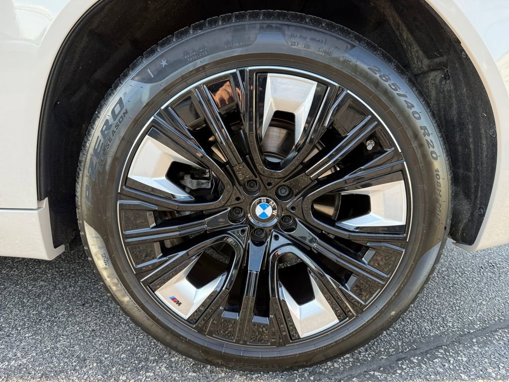 Certified 2026 BMW X3 xDrive30 w/ M Sport Package AWD/4WD image 16