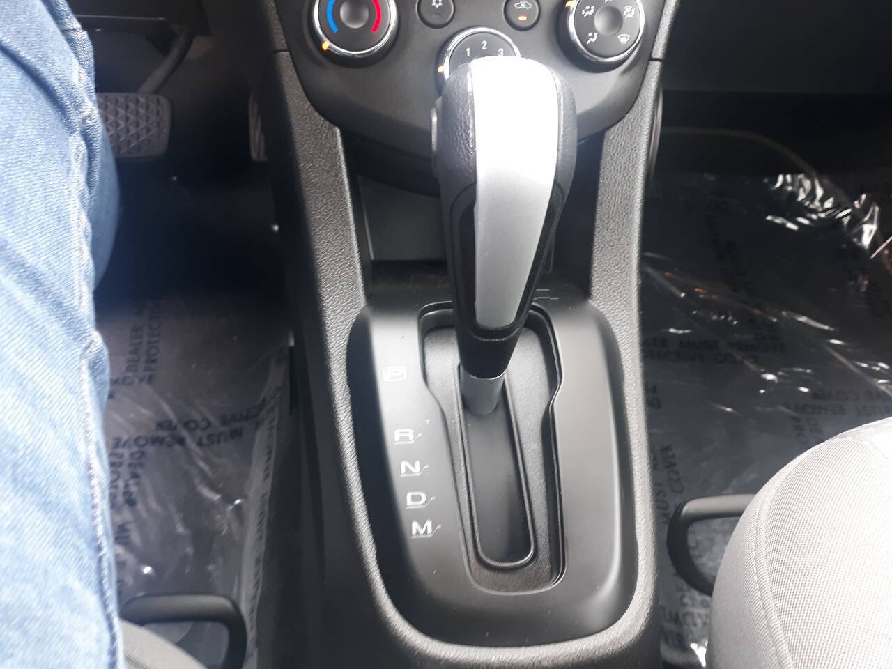 Used 2017 Chevrolet Sonic LT FWD image 20
