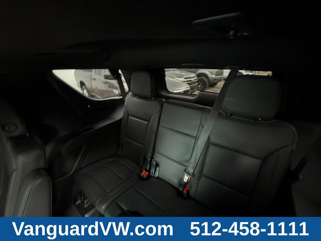 Used 2023 Chevrolet Tahoe Z71 w/ Luxury Package AWD/4WD image 36
